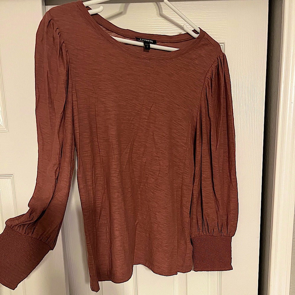 Cute mini puff sleeve top